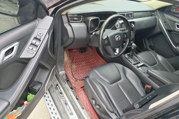 Used JMC Yusheng S330 2016 1.5L GTDi Automatic Two-Wheel Drive Prestige Edition Driver Seat
