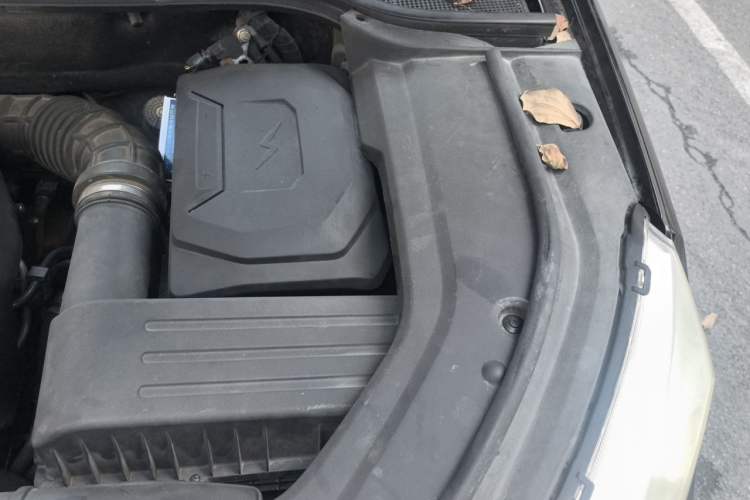 Used JMC Yusheng S330 2016 1.5L GTDi Automatic Two-Wheel Drive Fashion Edition Engine Bay Left