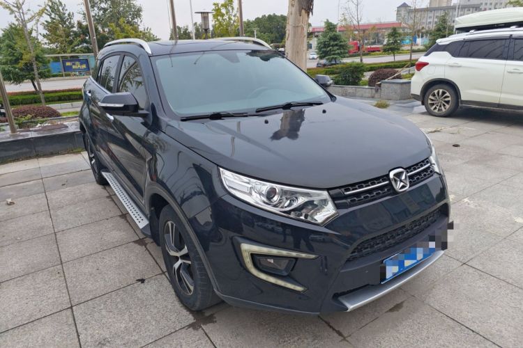 Used JMC Yusheng S330 2016 1.5L GTDi Automatic Two-Wheel Drive Prestige Edition Front Right 45 Deg
