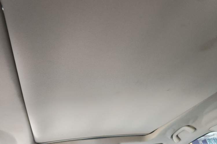Used JMC Yusheng S330 2016 1.5L GTDi Automatic Two-Wheel Drive Prestige Edition Headliner