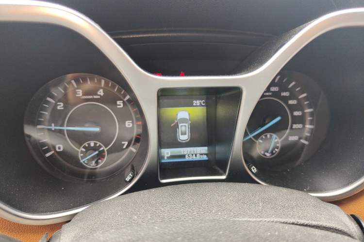 Used JMC Yusheng S330 2016 1.5L GTDi Automatic Two-Wheel Drive Prestige Edition Instrument Cluster