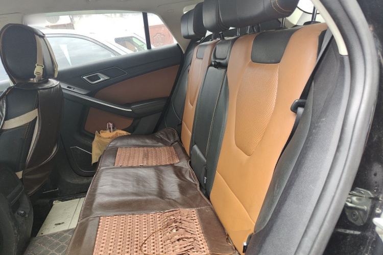 Used JMC Yusheng S330 2016 1.5L GTDi Automatic Two-Wheel Drive Prestige Edition Left Rear Seat