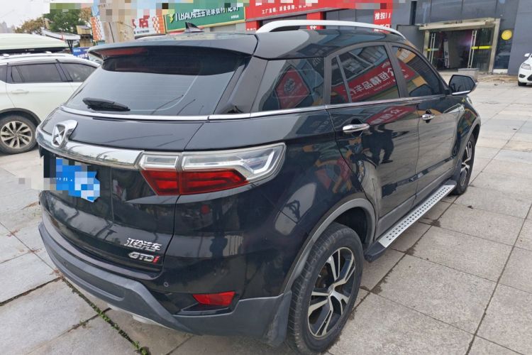 Used JMC Yusheng S330 2016 1.5L GTDi Automatic Two-Wheel Drive Prestige Edition Rear Right 45 Deg