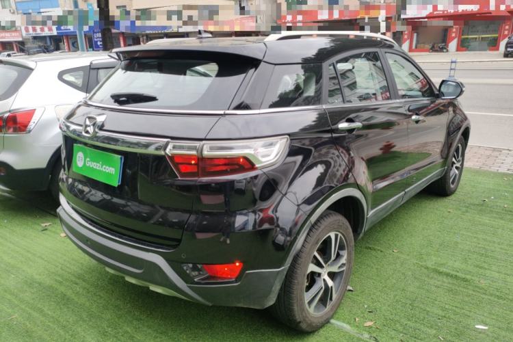 Used JMC Yusheng S330 2016 1.5L GTDi Automatic Two-Wheel Drive Fashion Edition Rear Right 45 Deg