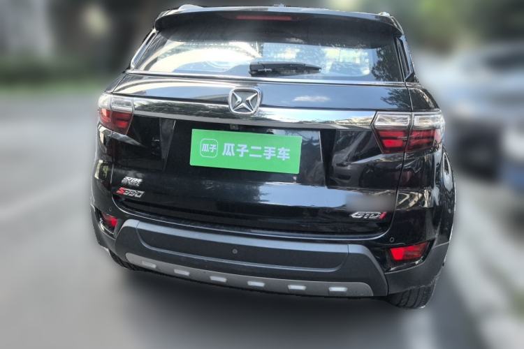 Used JMC Yusheng S330 2016 1.5L GTDi Automatic Two-Wheel Drive Fashion Edition Rear