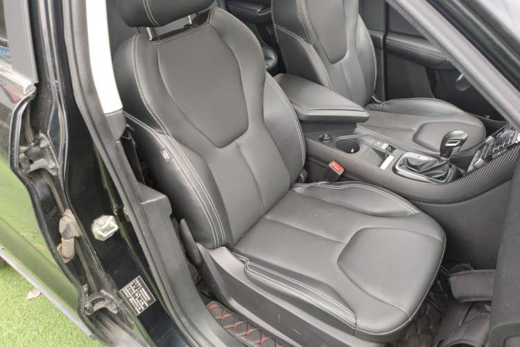 Used JMC Yusheng S330 2016 1.5L GTDi Automatic Two-Wheel Drive Fashion Edition Right Front Seat