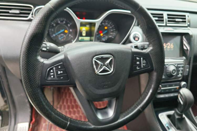 Used JMC Yusheng S330 2016 1.5L GTDi Automatic Two-Wheel Drive Prestige Edition Steering Wheel