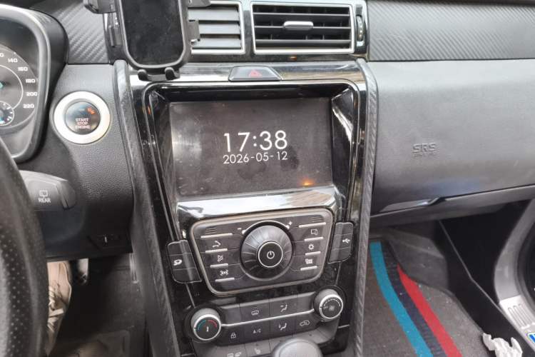 Used JMC Yusheng S330 2016 1.5L GTDi Automatic Two-Wheel Drive Prestige Edition Audio And AC Panel