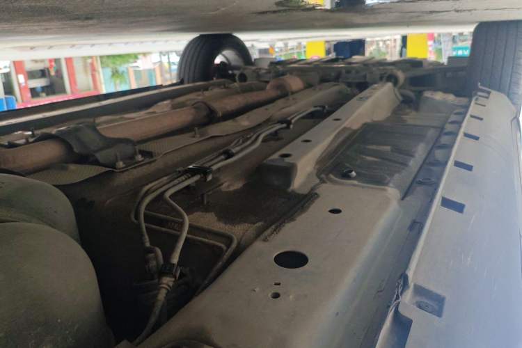 Used JMC Yusheng S330 2016 1.5L GTDi Automatic Two-Wheel Drive Flagship Edition Chassis Rear Left