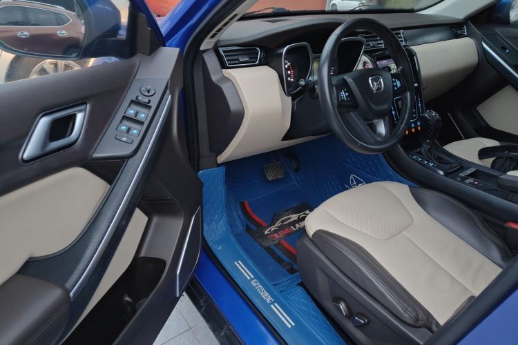 Used JMC Yusheng S330 2016 1.5L GTDi Automatic Two-Wheel Drive Flagship Edition Driver Seat