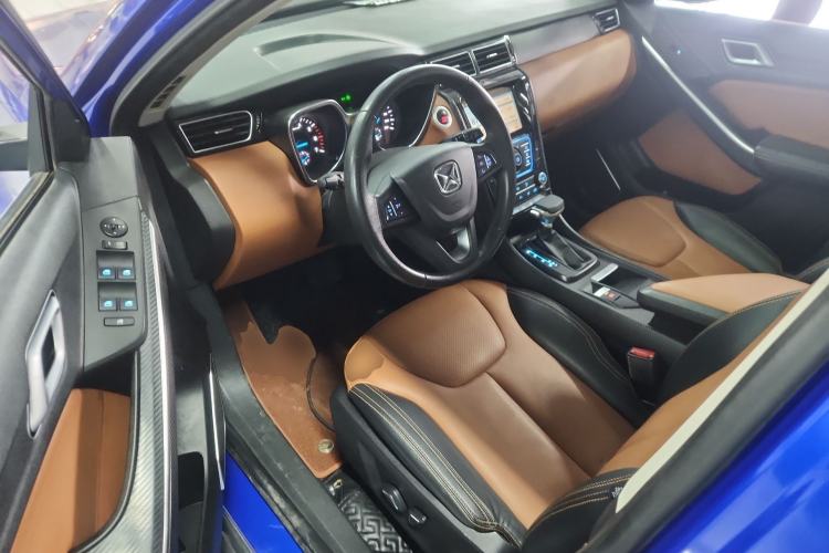 Used JMC Yusheng S330 2016 1.5L GTDi Automatic Two-Wheel Drive Prestige Edition Driver Seat