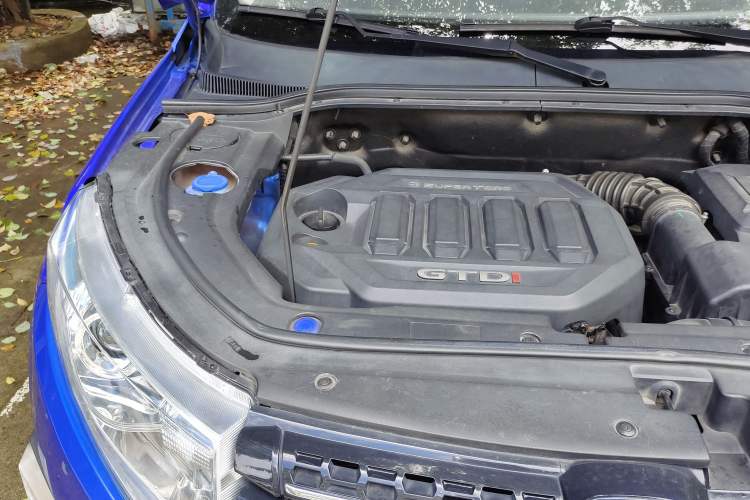 Used JMC Yusheng S330 2016 1.5L GTDi Automatic Two-Wheel Drive Flagship Edition Engine Bay Right