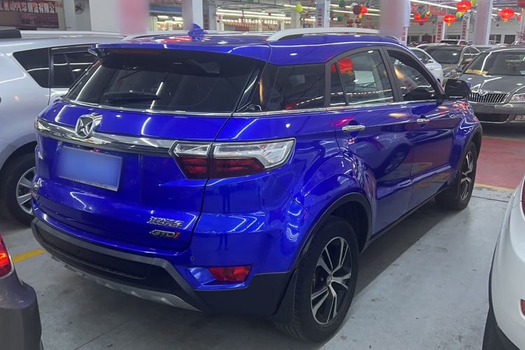 Used JMC Yusheng S330 2016 1.5L GTDi Automatic Two-Wheel Drive Prestige Edition Exterior 3