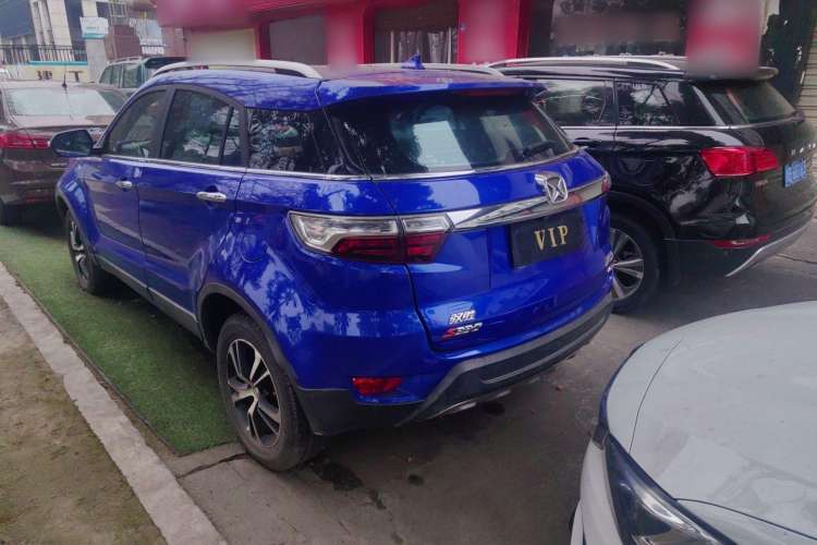 Used JMC Yusheng S330 2016 1.5L GTDi Automatic Two-Wheel Drive Prestige Edition Exterior 6