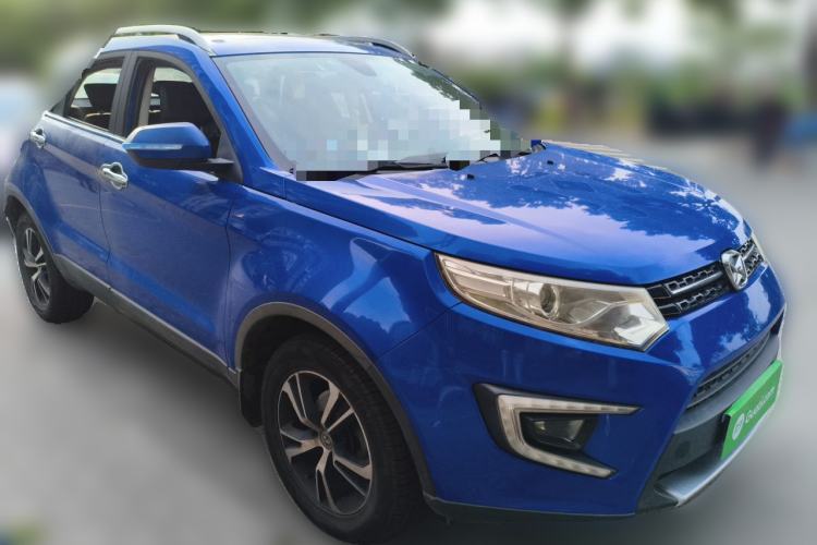 Used JMC Yusheng S330 2016 1.5L GTDi Automatic Two-Wheel Drive Prestige Edition Front Right 45 Deg