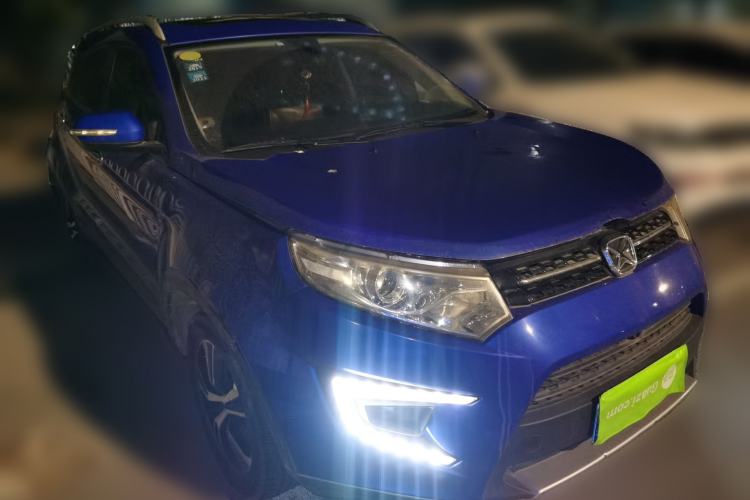 Used JMC Yusheng S330 2016 1.5L GTDi Automatic Two-Wheel Drive Prestige Edition Front Right 45 Deg
