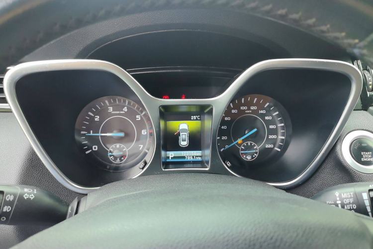 Used JMC Yusheng S330 2016 1.5L GTDi Automatic Two-Wheel Drive Fashion Edition Instrument Cluster