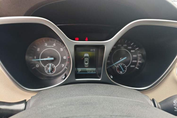 Used JMC Yusheng S330 2016 1.5L GTDi Automatic Two-Wheel Drive Flagship Edition Instrument Cluster