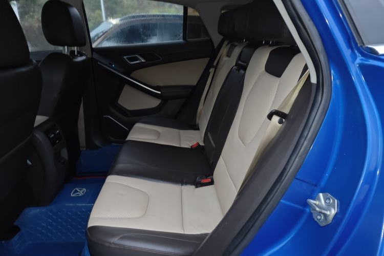 Used JMC Yusheng S330 2016 1.5L GTDi Automatic Two-Wheel Drive Flagship Edition Left Rear Seat