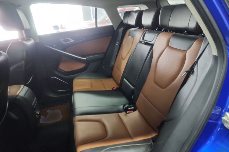 Used JMC Yusheng S330 2016 1.5L GTDi Automatic Two-Wheel Drive Prestige Edition Left Rear Seat