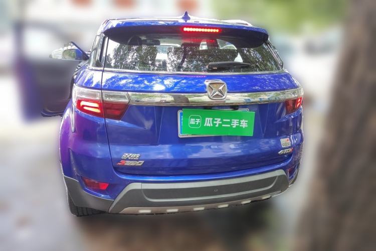 Used JMC Yusheng S330 2016 1.5L GTDi Automatic Two-Wheel Drive Flagship Edition Rear
