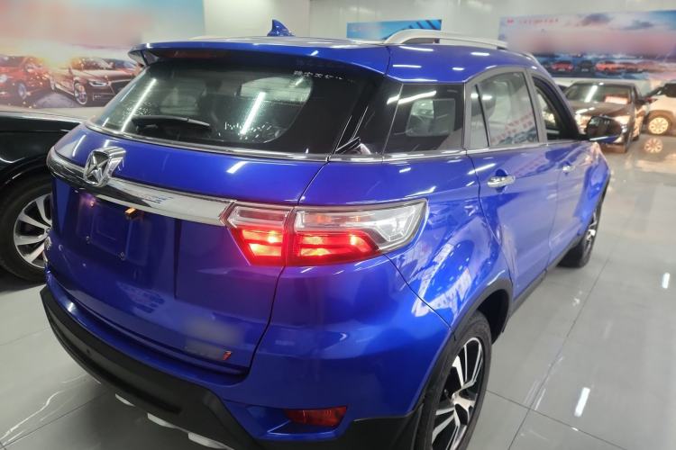 Used JMC Yusheng S330 2016 1.5L GTDi Automatic Two-Wheel Drive Prestige Edition Rear Right 45 Deg