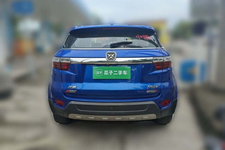 Used JMC Yusheng S330 2016 1.5L GTDi Automatic Two-Wheel Drive Flagship Edition Rear
