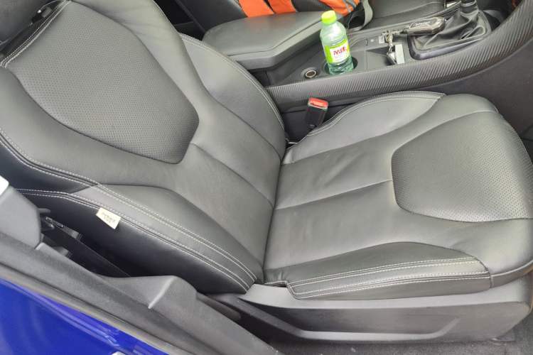Used JMC Yusheng S330 2016 1.5L GTDi Automatic Two-Wheel Drive Flagship Edition Right Front Seat