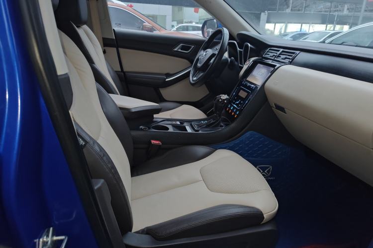 Used JMC Yusheng S330 2016 1.5L GTDi Automatic Two-Wheel Drive Flagship Edition Right Front Seat