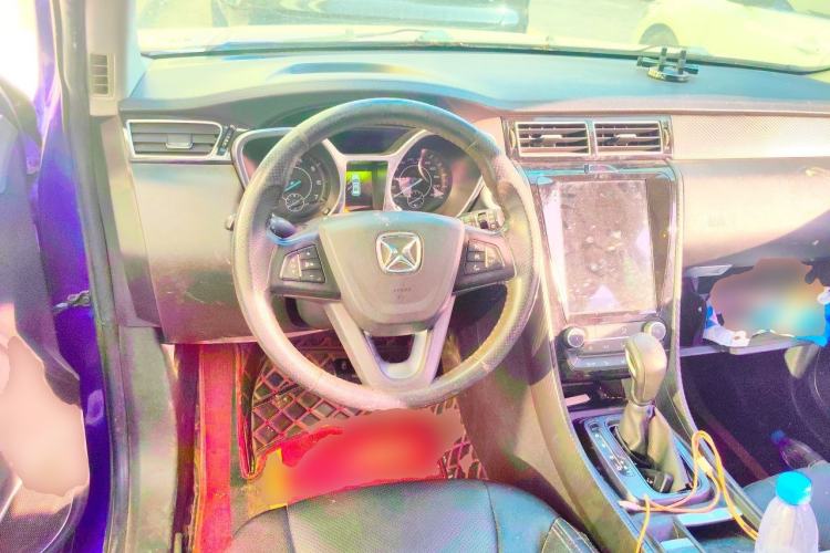 Used JMC Yusheng S330 2016 1.5L GTDi Automatic Two-Wheel Drive Prestige Edition Steering Wheel