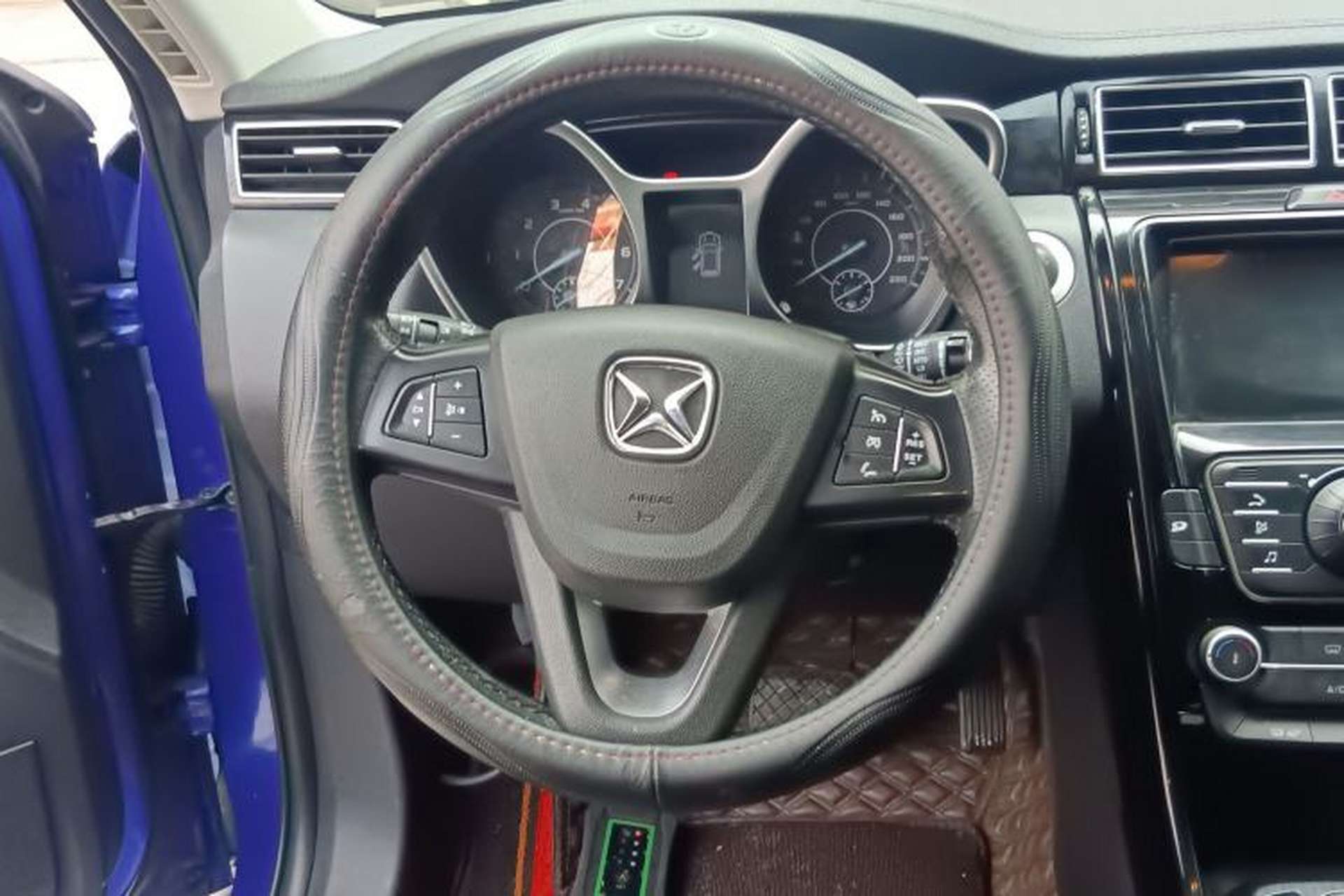 Used JMC Yusheng S330 2016 1.5L GTDi Automatic Two-Wheel Drive Comfort Edition Steering Wheel