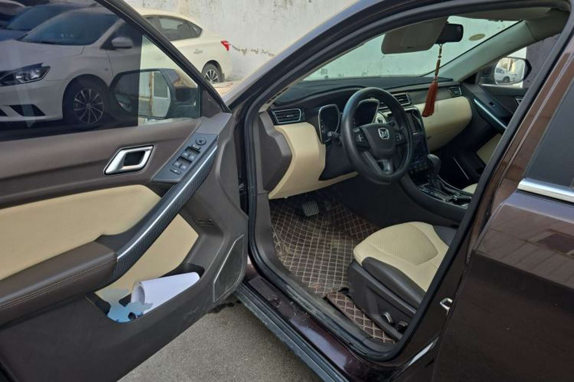 Used JMC Yusheng S330 2016 1.5L GTDi Automatic Two-Wheel Drive Flagship Edition Driver Seat