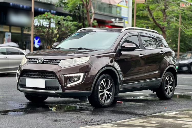 Used JMC Yusheng S330 2016 1.5L GTDi Automatic Two-Wheel Drive Prestige Edition Exterior 3