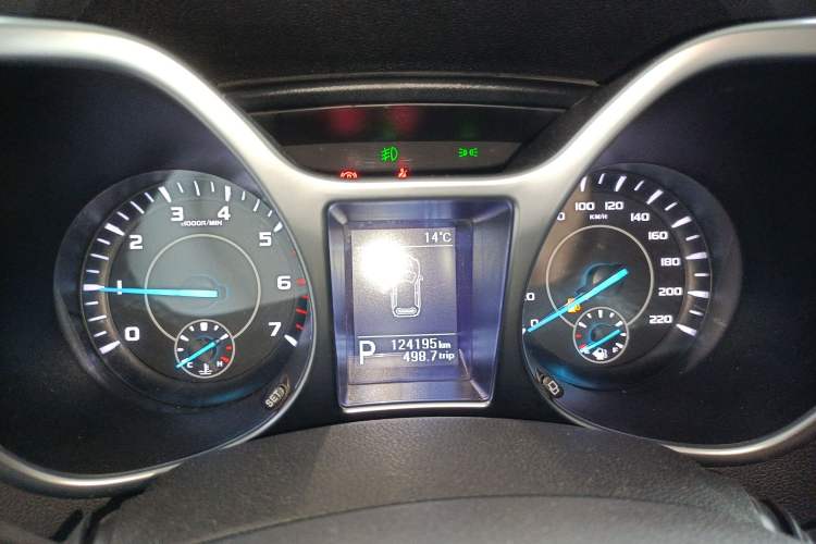 Used JMC Yusheng S330 2016 1.5L GTDi Automatic Two-Wheel Drive Comfort Edition Instrument Cluster