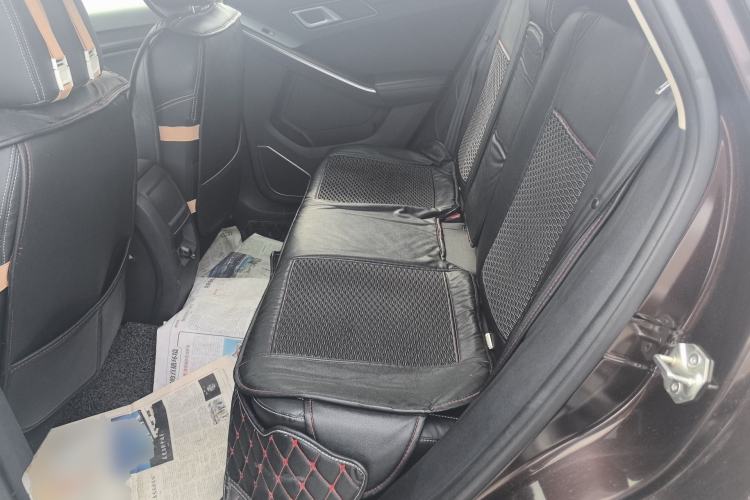 Used JMC Yusheng S330 2016 1.5L GTDi Automatic Two-Wheel Drive Fashion Edition Left Rear Seat