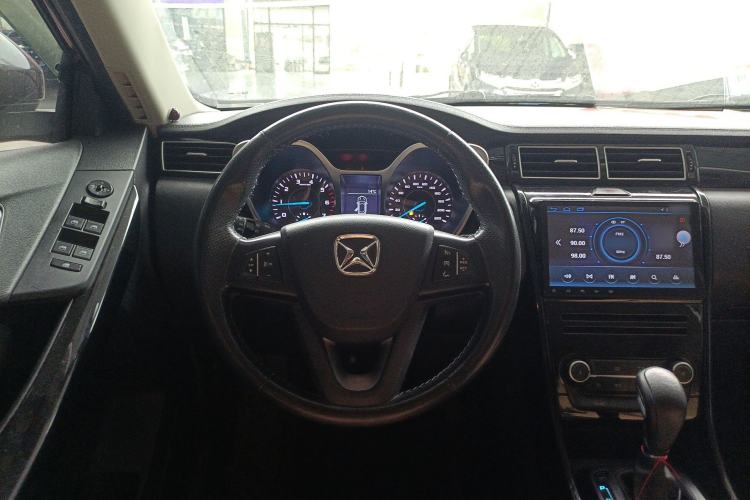 Used JMC Yusheng S330 2016 1.5L GTDi Automatic Two-Wheel Drive Comfort Edition Steering Wheel