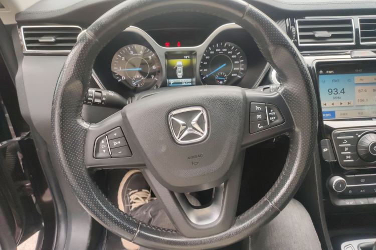 Used JMC Yusheng S330 2016 1.5L GTDi Automatic Two-Wheel Drive Prestige Edition Steering Wheel