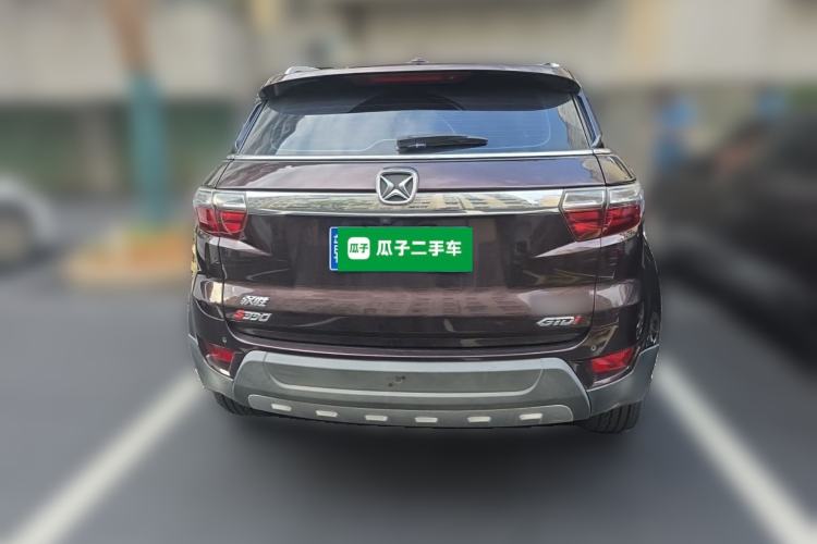 Used JMC Yusheng S330 2016 1.5L GTDi Automatic Two-Wheel Drive Fashion Edition Rear