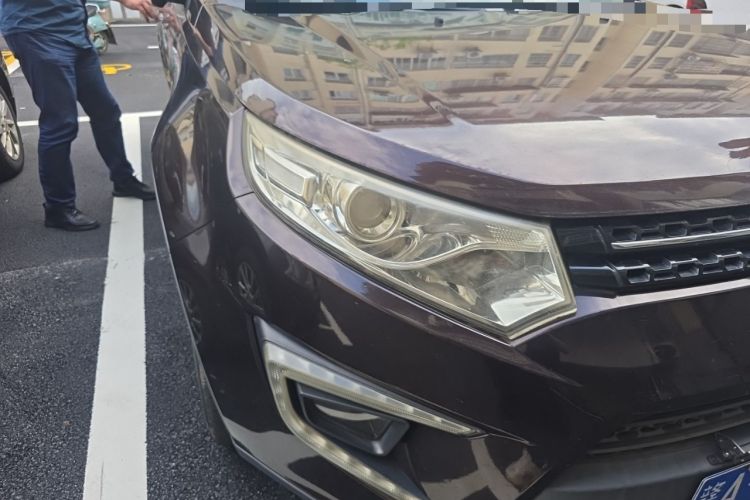 Used JMC Yusheng S330 2016 1.5L GTDi Automatic Two-Wheel Drive Fashion Edition Right Front Headlight