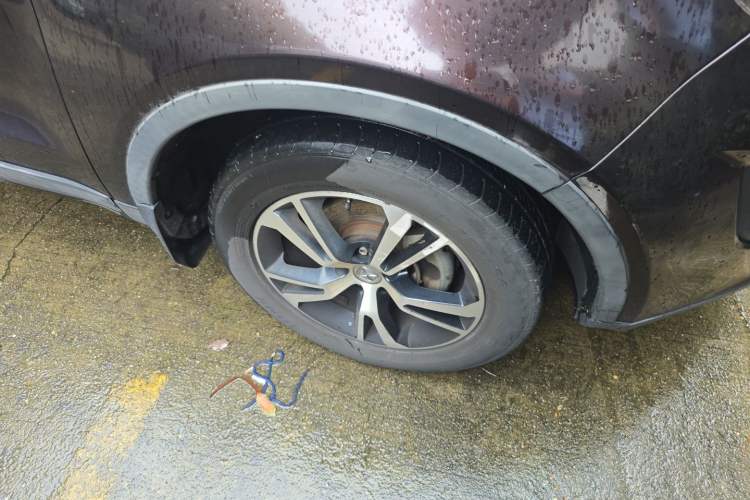 Used JMC Yusheng S330 2016 1.5L GTDi Automatic Two-Wheel Drive Prestige Edition Right Front Wheel Hub