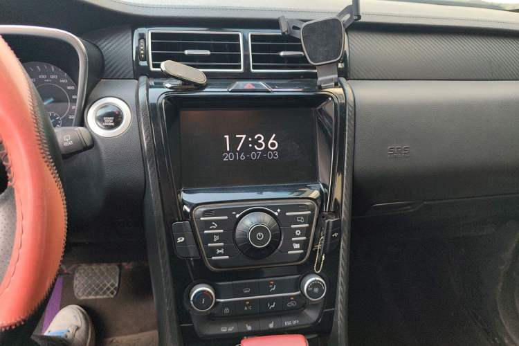Used JMC Yusheng S330 2016 1.5L GTDi Automatic Two-Wheel Drive Prestige Edition Audio And AC Panel