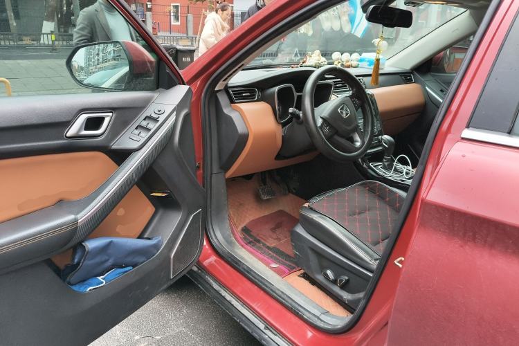 Used JMC Yusheng S330 2016 1.5L GTDi Automatic Two-Wheel Drive Prestige Edition Driver Seat