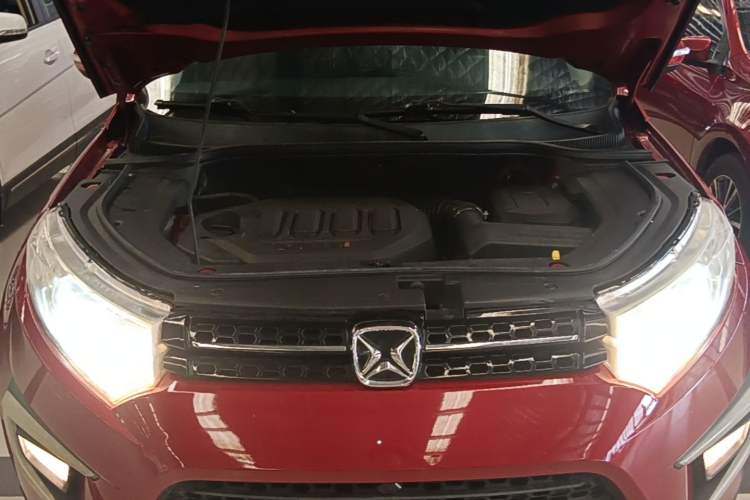 Used JMC Yusheng S330 2016 1.5L GTDi Automatic Two-Wheel Drive Fashion Edition Engine Bay