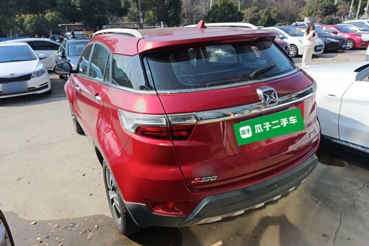 Used JMC Yusheng S330 2016 1.5L GTDi Automatic Two-Wheel Drive Fashion Edition Exterior 2