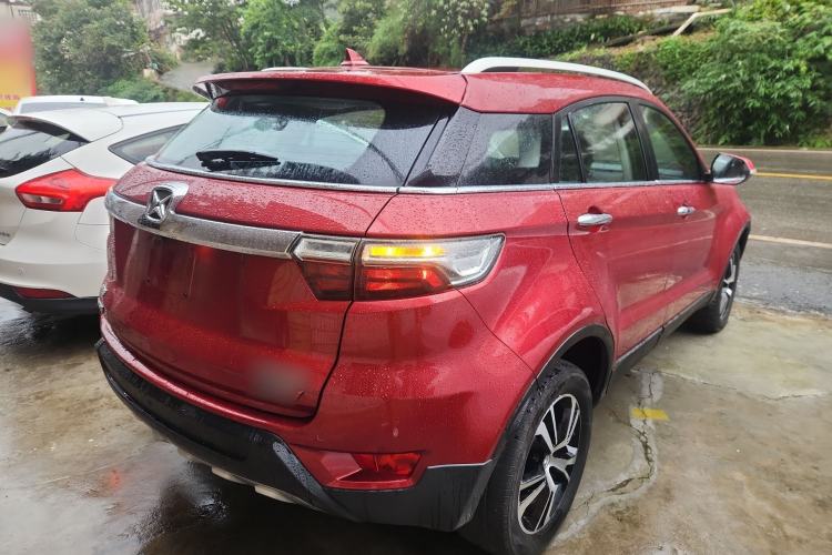 Used JMC Yusheng S330 2016 1.5L GTDi Automatic Two-Wheel Drive Fashion Edition Exterior 5