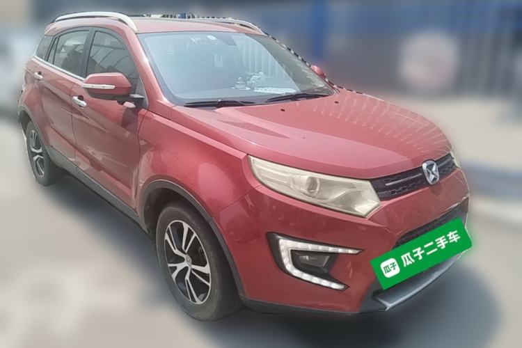 Used JMC Yusheng S330 2016 1.5L GTDi Automatic Two-Wheel Drive Prestige Edition Front Right 45 Deg