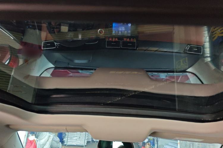 Used JMC Yusheng S330 2016 1.5L GTDi Automatic Two-Wheel Drive Prestige Edition Headliner