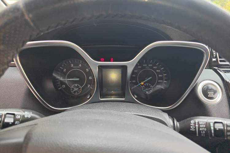 Used JMC Yusheng S330 2016 1.5L GTDi Automatic Two-Wheel Drive Comfort Edition Instrument Cluster