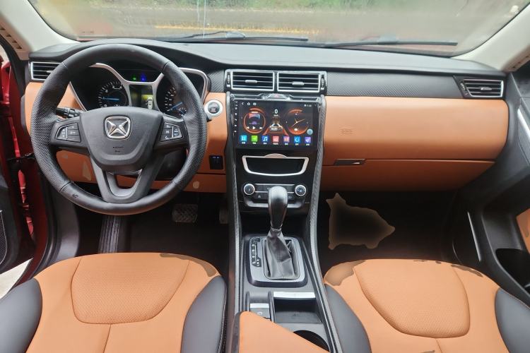 Used JMC Yusheng S330 2016 1.5L GTDi Automatic Two-Wheel Drive Fashion Edition Interior 2