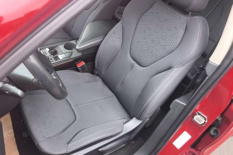 Used JMC Yusheng S330 2016 1.5L GTDi Automatic Two-Wheel Drive Comfort Edition Left Front Seat